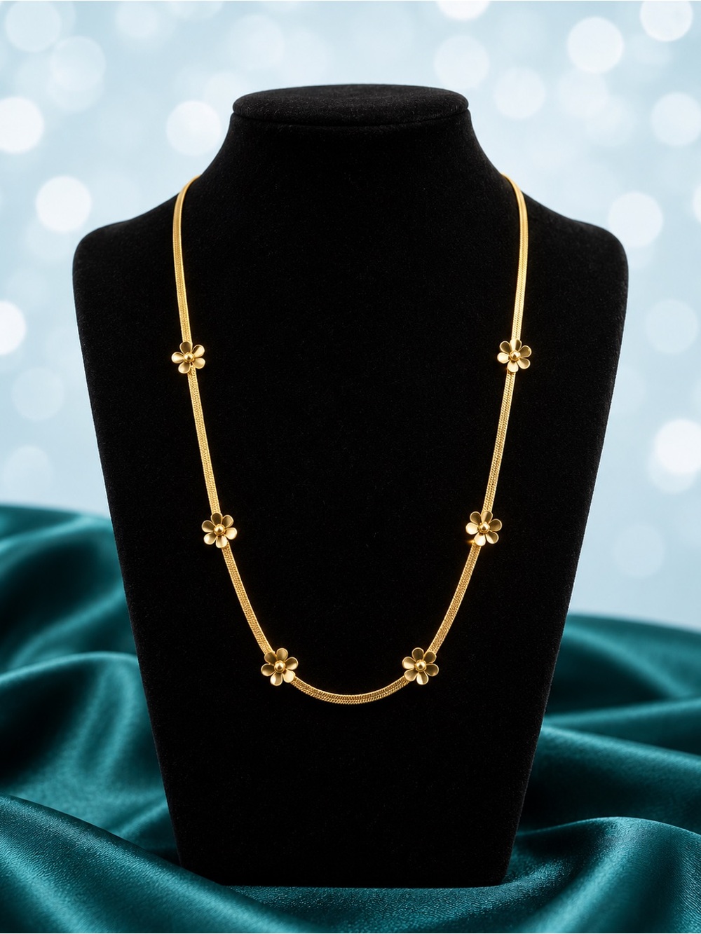 Stainless steel waterproof Gold Flower Chain Necklace - Elegant Women's Jewelry